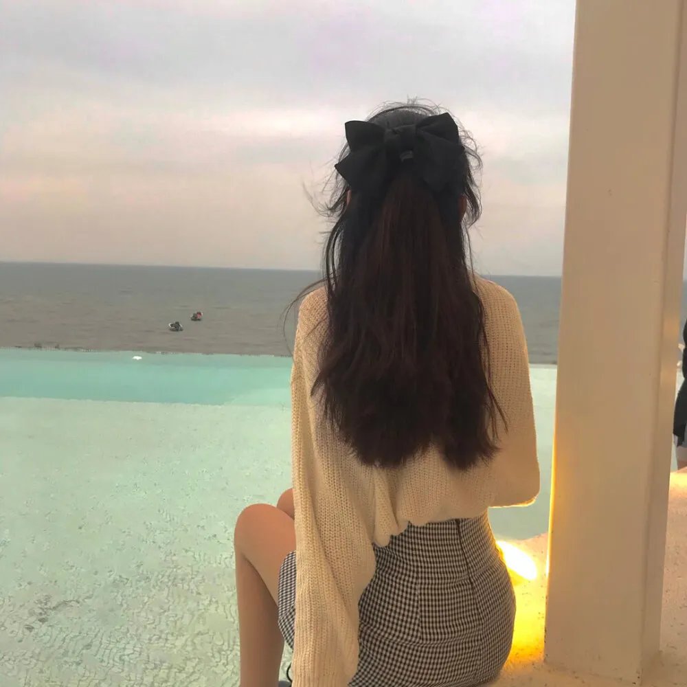 别担心,他不会走远的